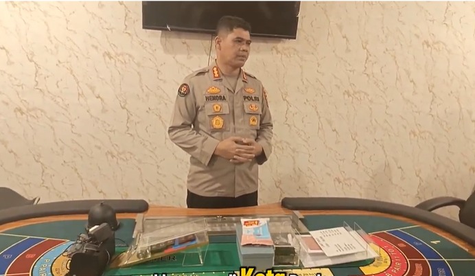 Polisi Gerebek Ruko Kosambi yang Disulap Jadi Kasino Tersembunyi di Jantung Kota Bandung